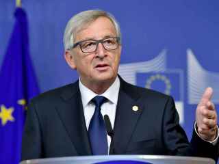 Juncker critica la gestión de la crisis de refugiados