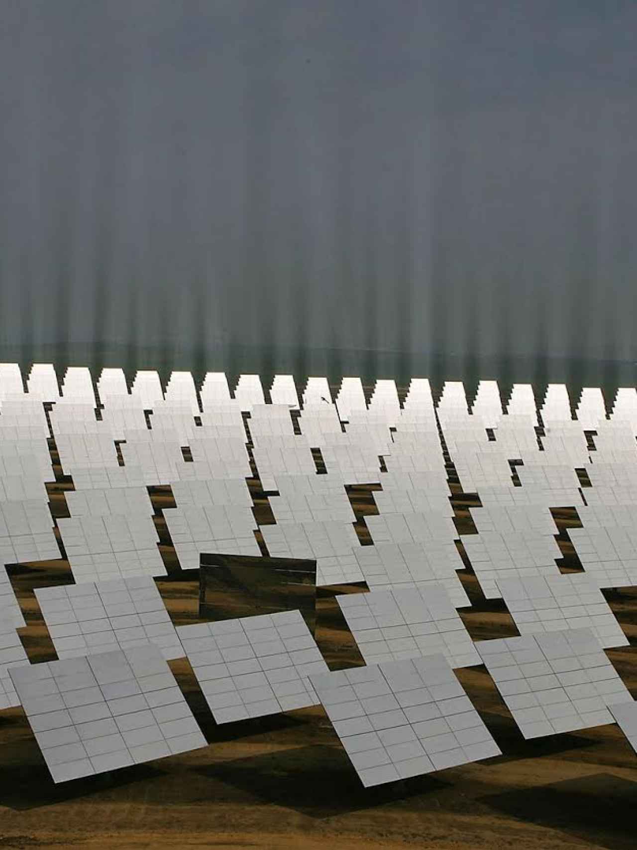 Planta de energía solar en Sanlucar la Mayor (Sevilla) en 2007