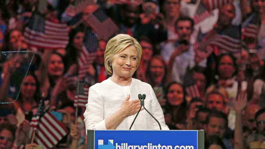 Hillary Clinton durante la noche de primarias en California.