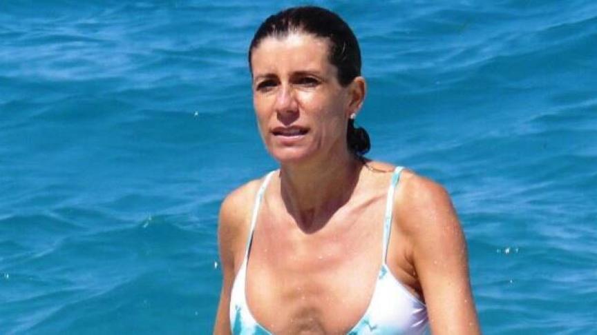 Publican las fotos de la mujer de Pedro Sánchez luciendo figura en bikini