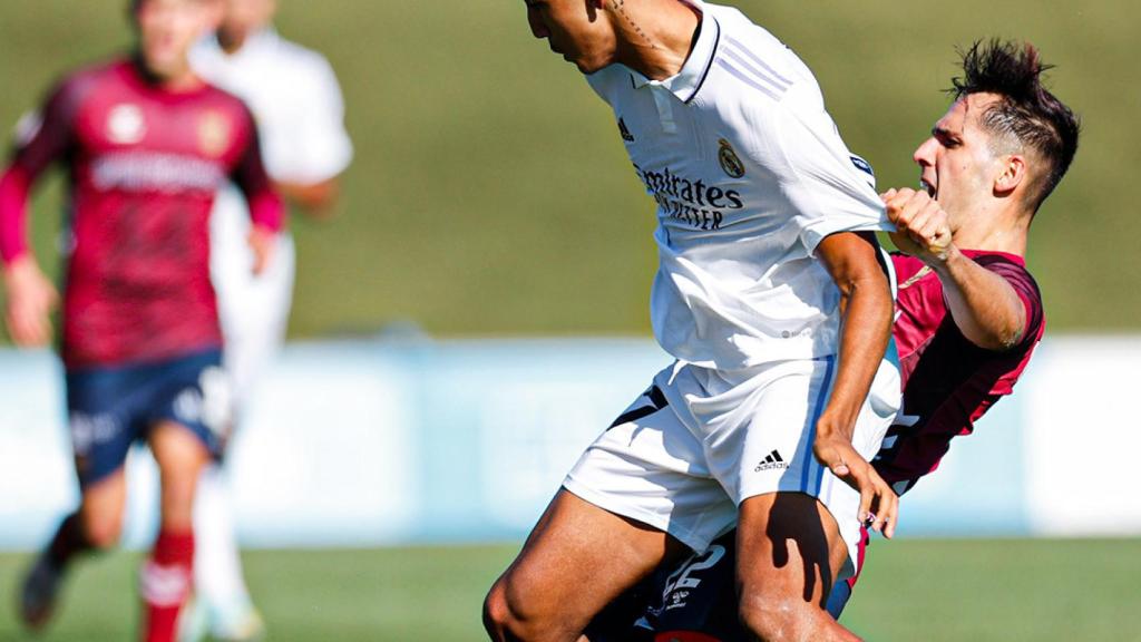 Real Madrid Castilla Pontevedra Arribas Da La Victoria Al Real