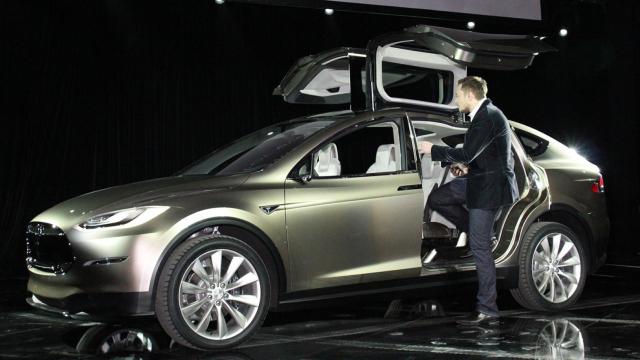 tesla-model-x-2