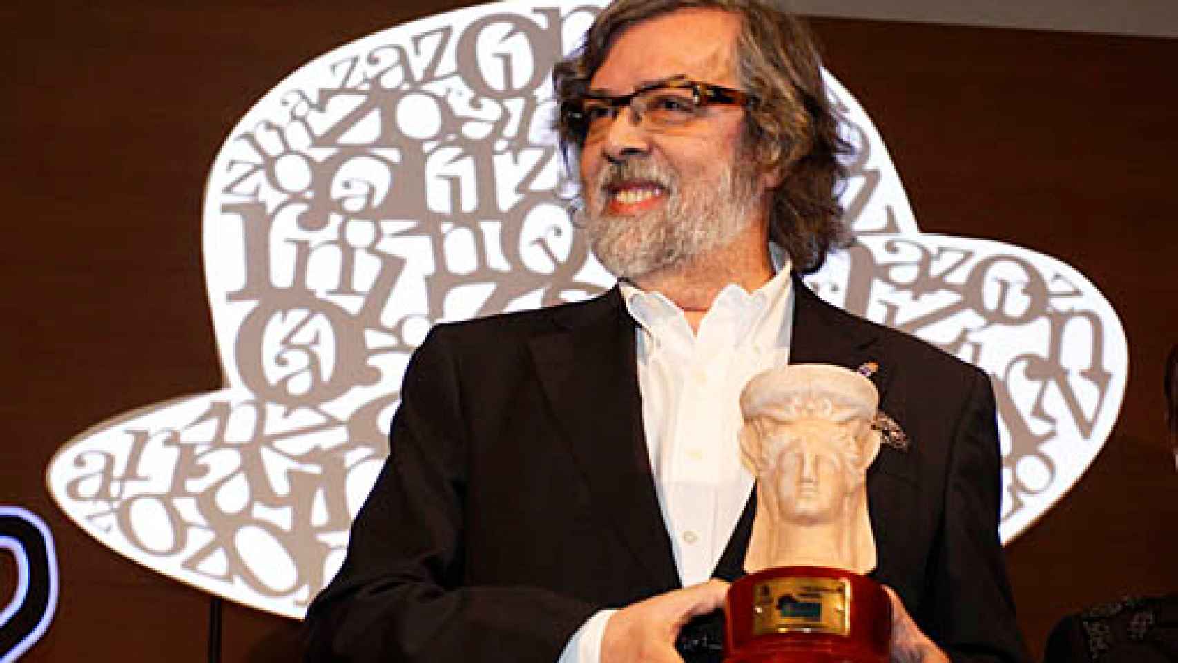 Image: Ramón Pernas gana el Premio Azorín de Novela