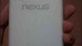 Nexus 4 en blanco y ¿LTE? listo para debutar en el Google I/O 2013