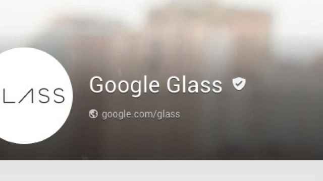 Así son las futuras Google Glass: Nuevo modelo con auricular y cristales graduados opcionales