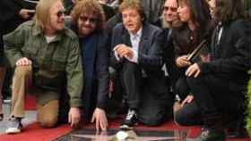 Image: Hollywood homenajea a George Harrison con una estrella en el Paseo de la Fama