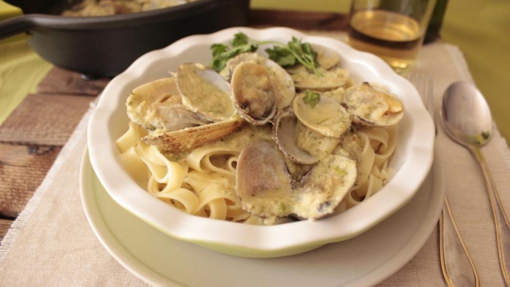 Fettuccine con almejas