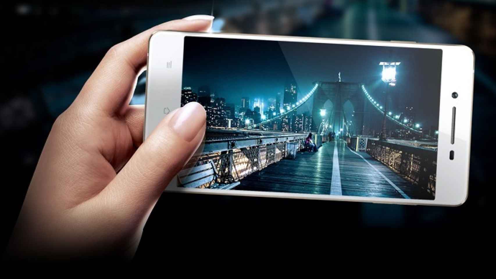 Oppo R1 ya es oficial con 5″, Quad-core a 1.3GHz y cámara de 8 Mpx
