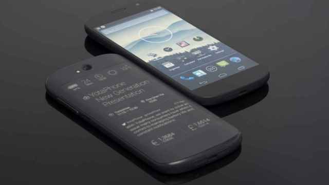 YotaPhone 2, el dispositivo de dos pantallas con tinta electrónica da el salto a la nueva generación