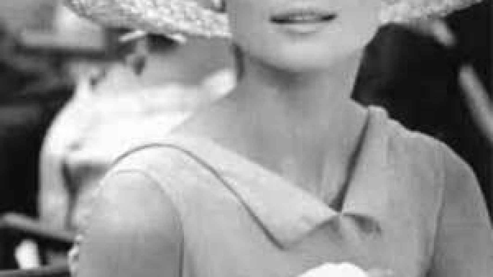 Image: París exhibe el guardarropa de Audrey Hepburn