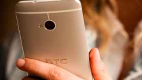 Todo sobre el HTC One: Benchmarks, HTC Sense renovado, pruebas de cámara y más