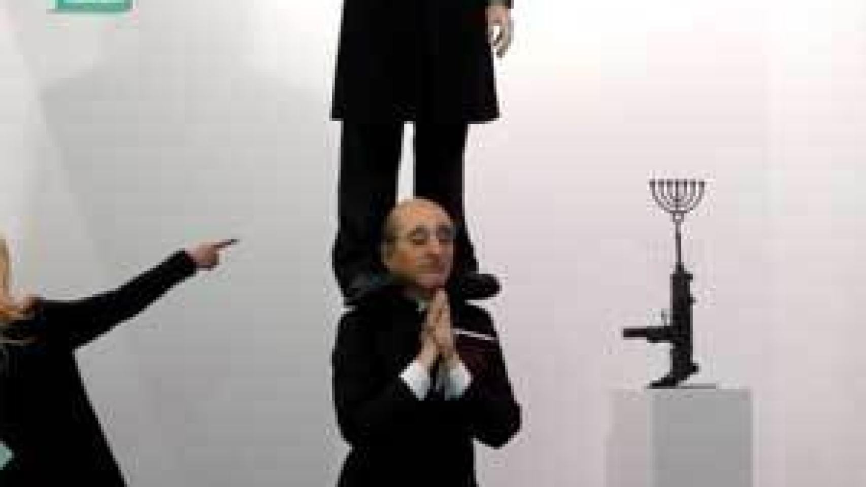 Image: El peso de Israel cae sobre Eugenio Merino en Arco