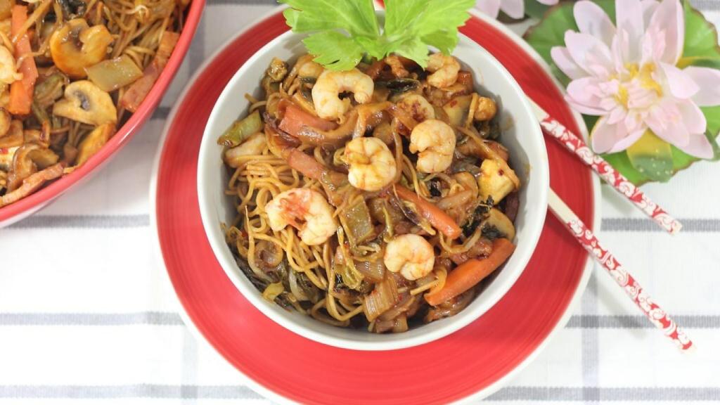 Bami Goreng, receta de fideos fritos indonesios