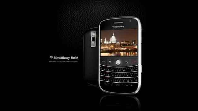 blackberry-bold-01
