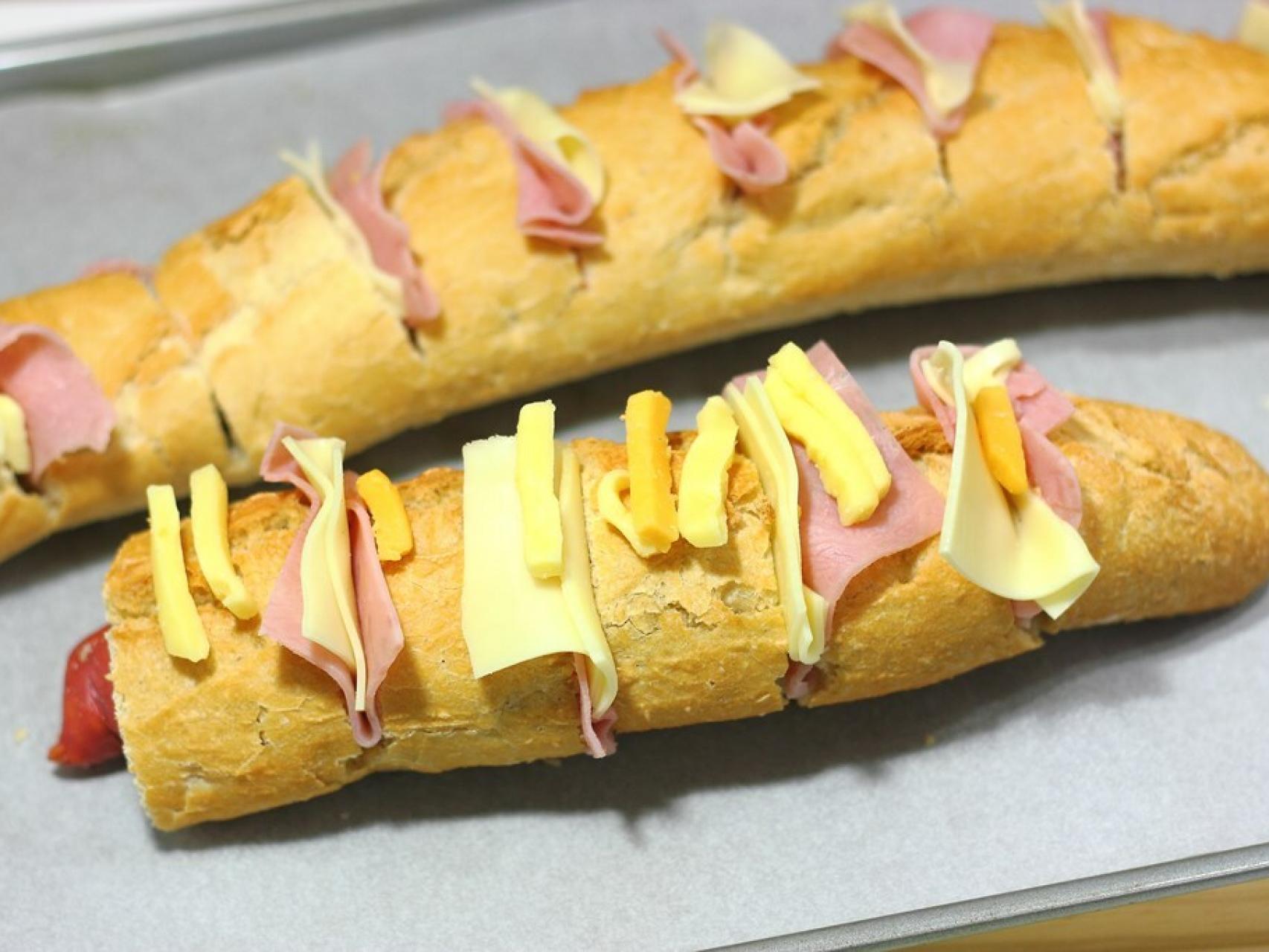 Barra de pan rellena de chistorra, receta rápida