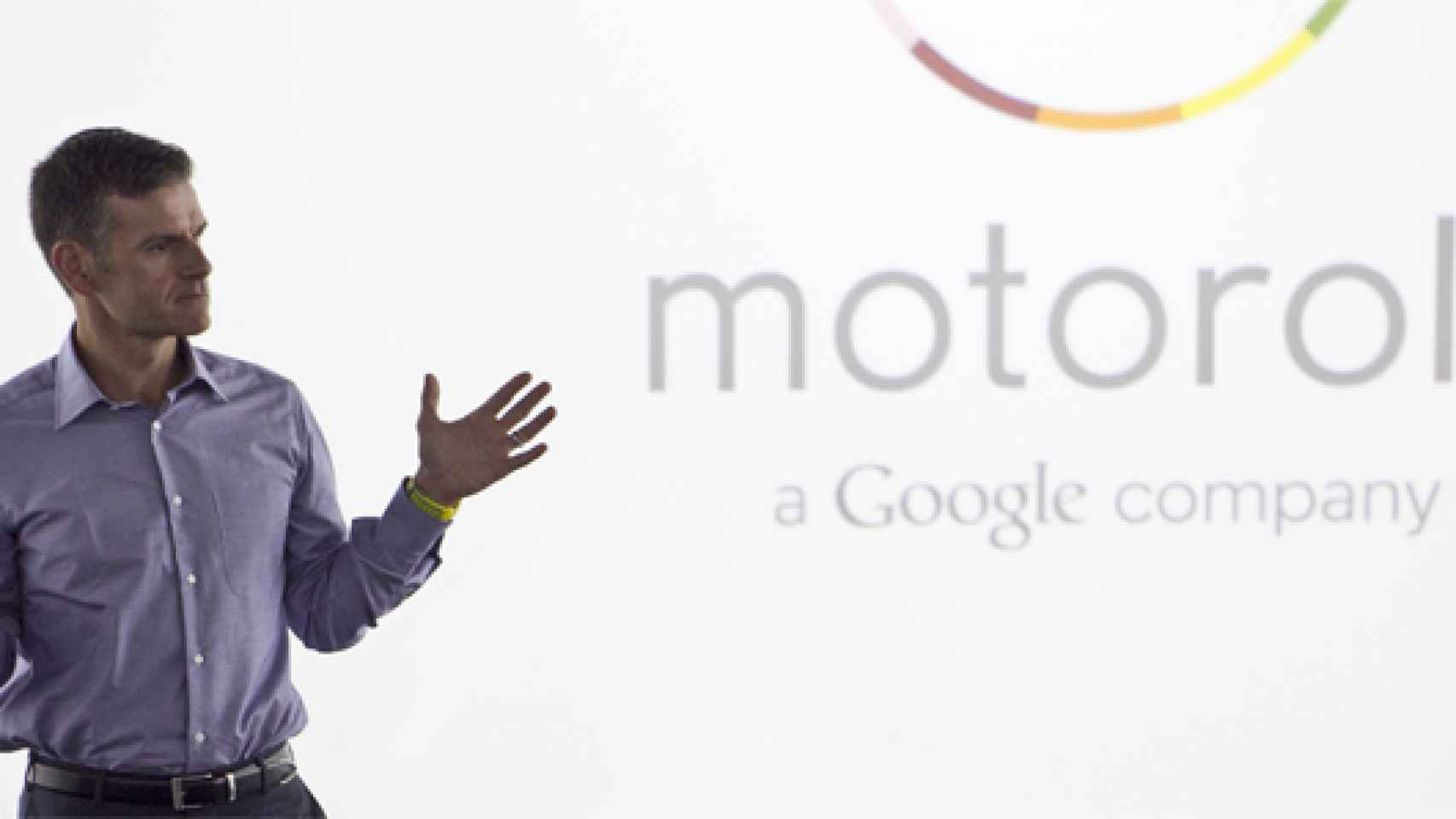 El futuro de Motorola y las polémicas sobre el Moto X explicadas por Dennis Woodside, CEO de la compañía