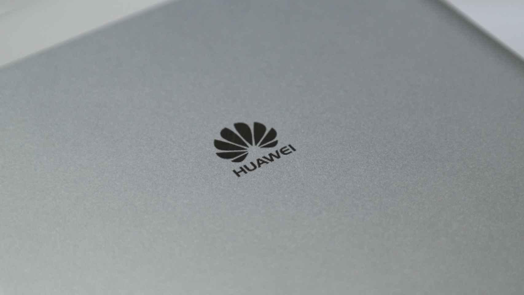 Huawei Ascend P8 se acerca: pantalla de 5.2″ FullHD y acabados Premium