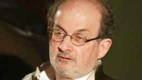 Image: Salman Rushdie: Durante mucho tiempo no quise escribir mis memorias, me sentía demasiado trastornado