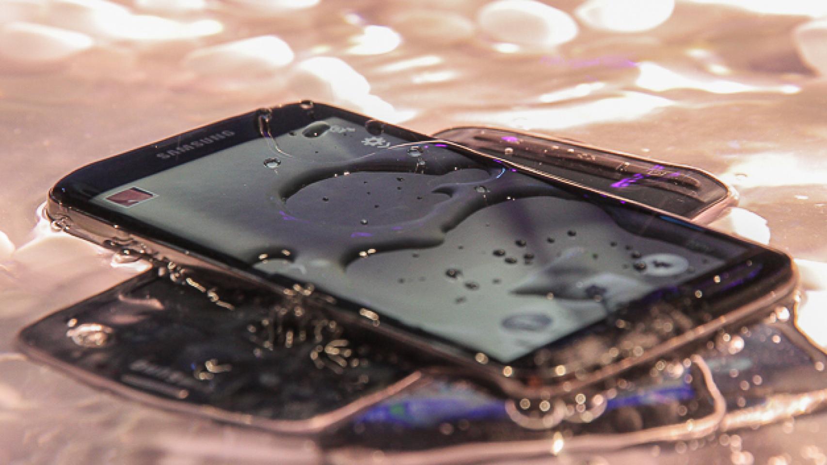 Samsung hará sus modelos premium resistentes al agua y el polvo