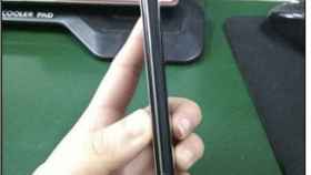 Nuevo récord para el smartphone más delgado del mundo: 6,13mm, el Oppo R809T