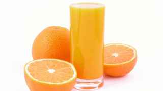 Naranja y zumo