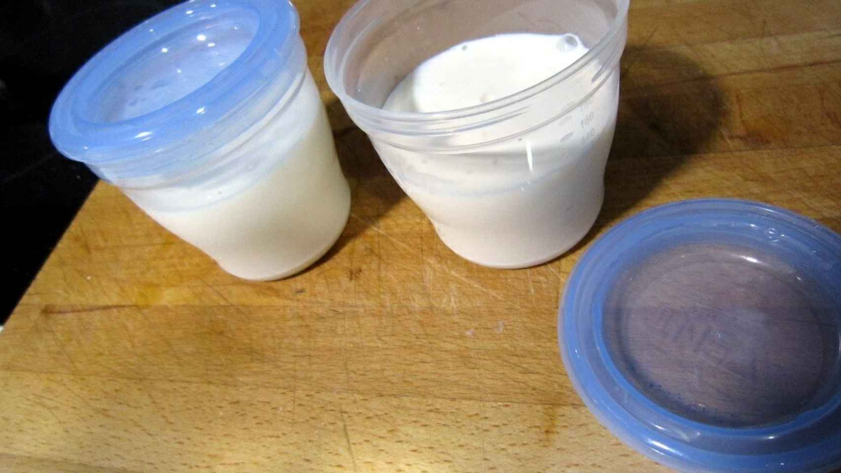 Como hacer yogur casero en yogurtera Receta de Rebeca de My House Land