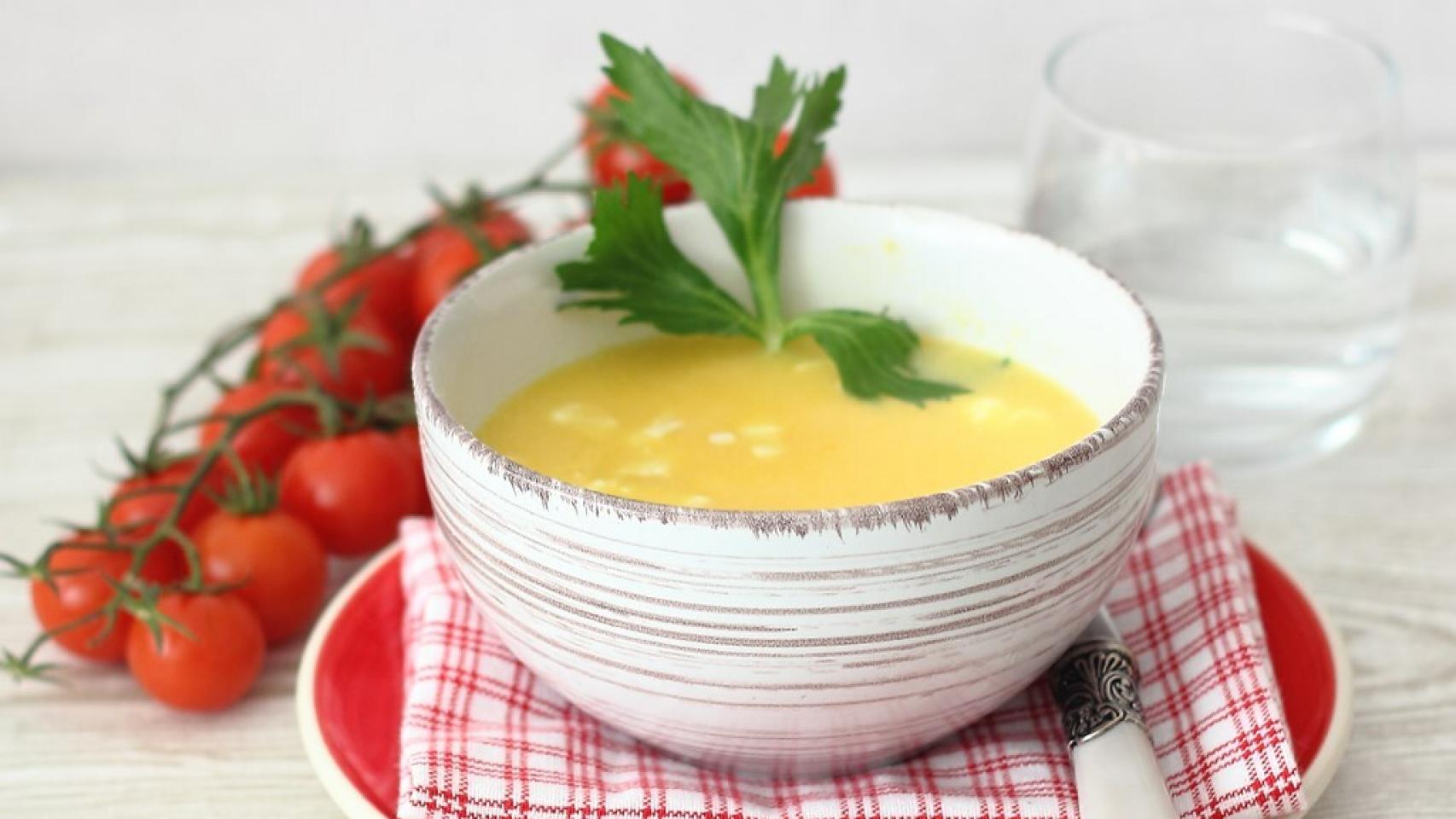 Sopa de huevo rápida, receta fácil en 2 minutos