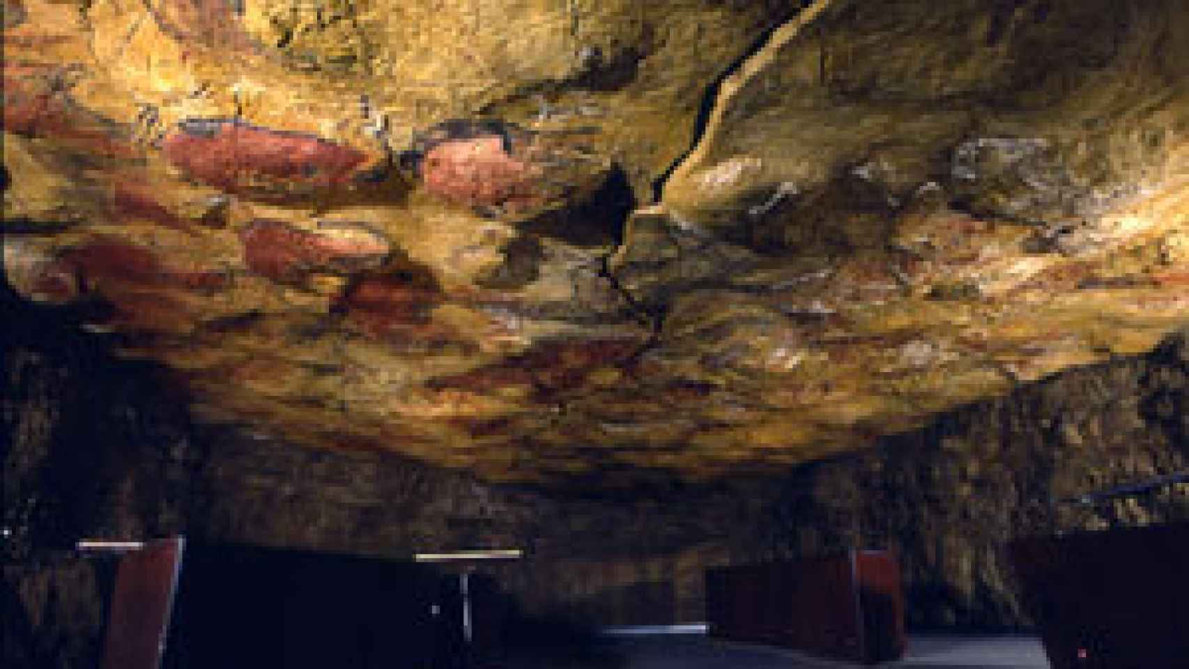 Image: Altamira sale de la cueva