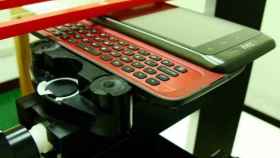 Un nuevo HTC con teclado físico y Android se deja ver