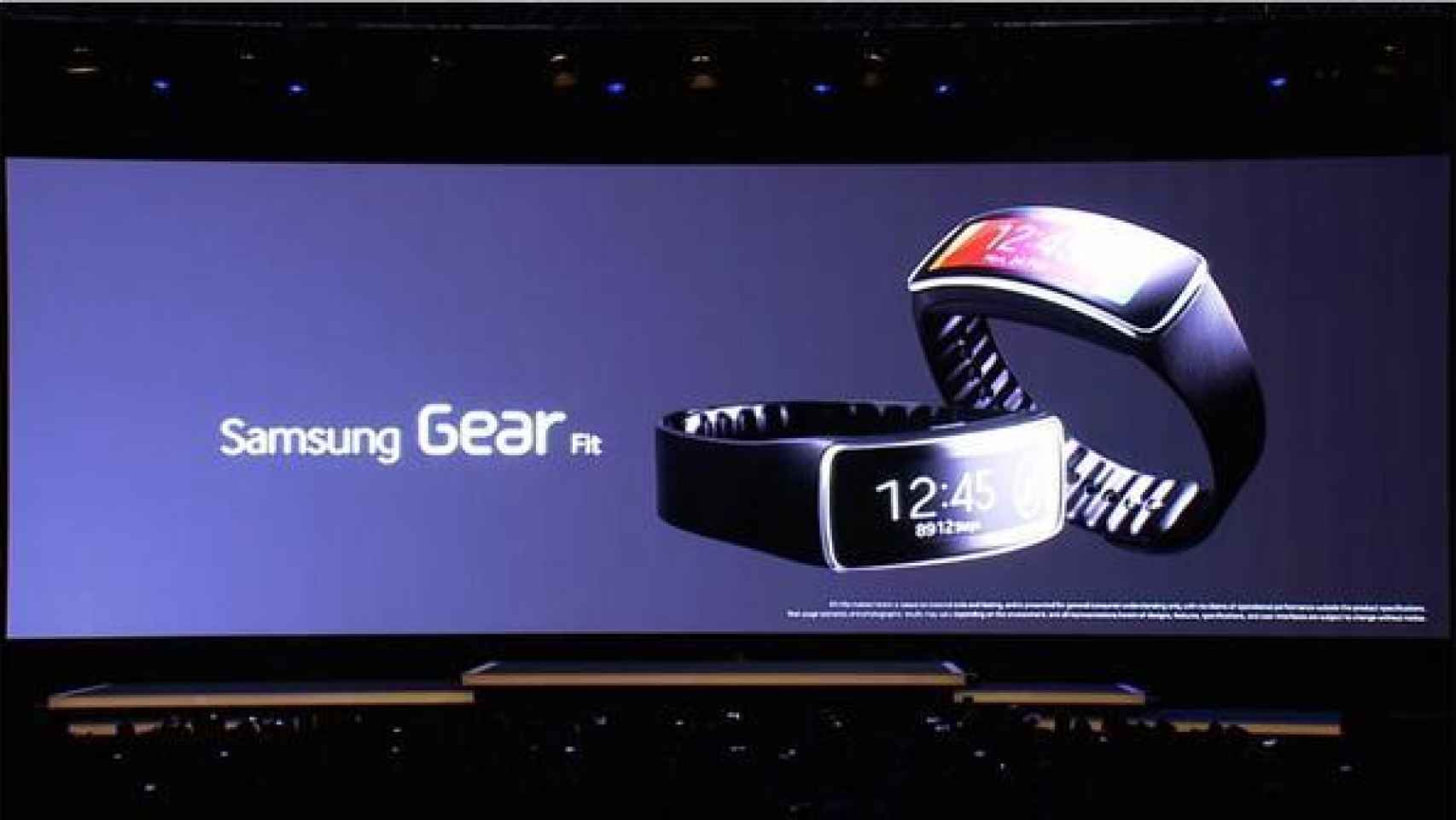 Samsung Gear Fit. La pulsera inteligente de Samsung