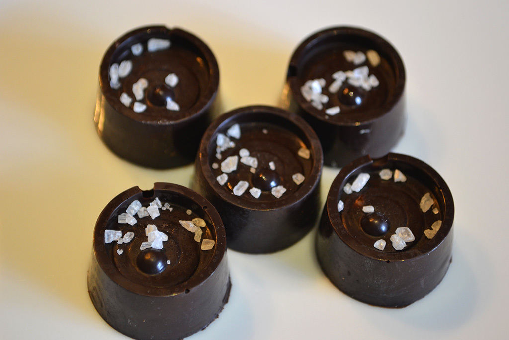 Bombones de chocolate rellenos para san valentÍn - - Receta - Canal Cocina
