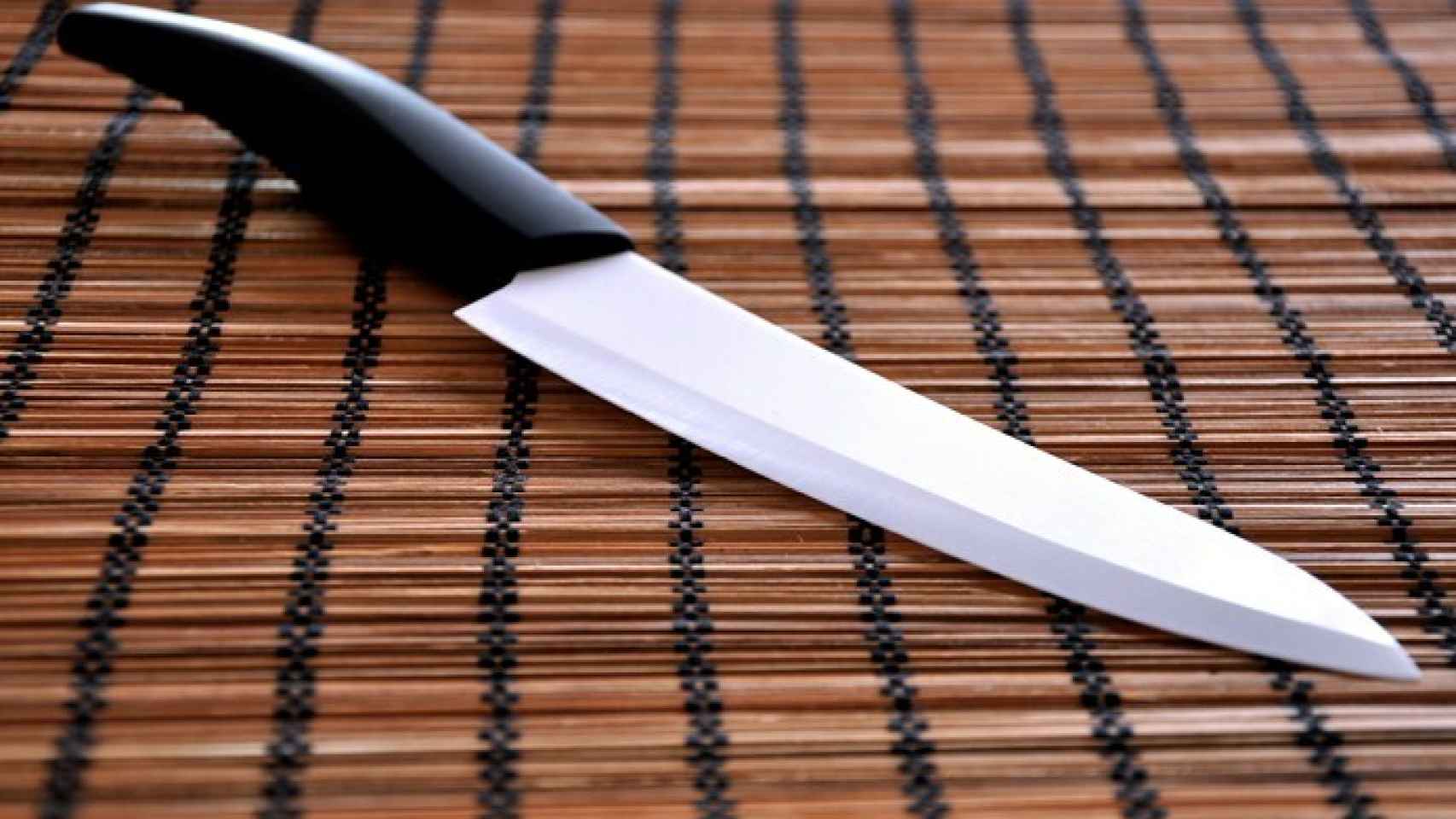 Cómo afilar cuchillos de cerámica en casa