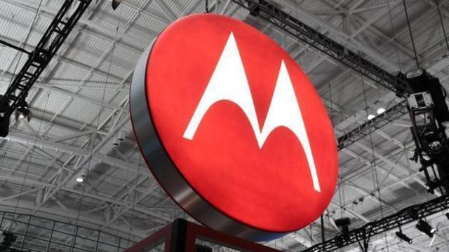 Los nuevos smartphones de Motorola innovarán en batería y resistencia según Larry Page