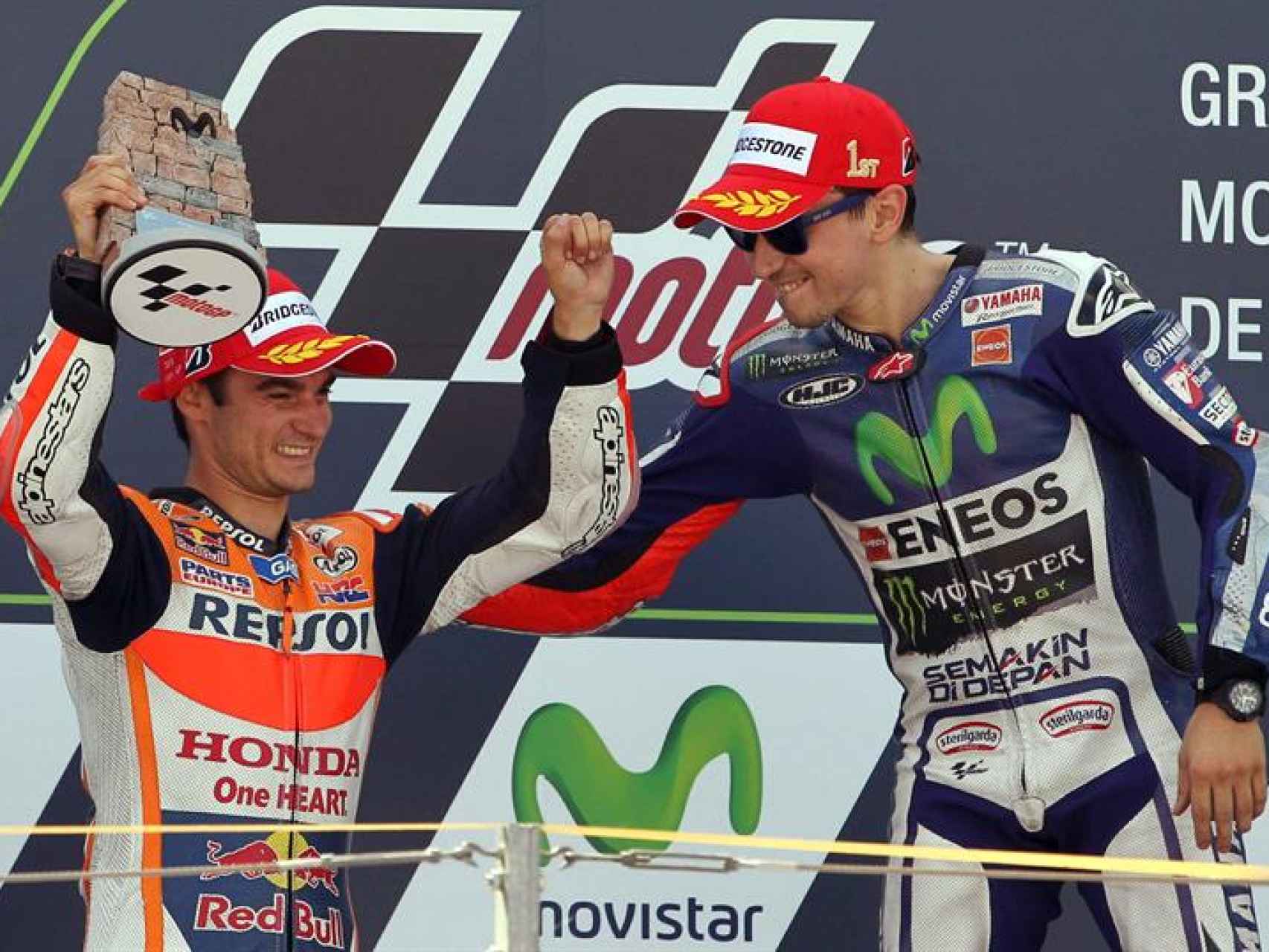 Pedrosa y Lorenzo en el podio del GP de Aragón.