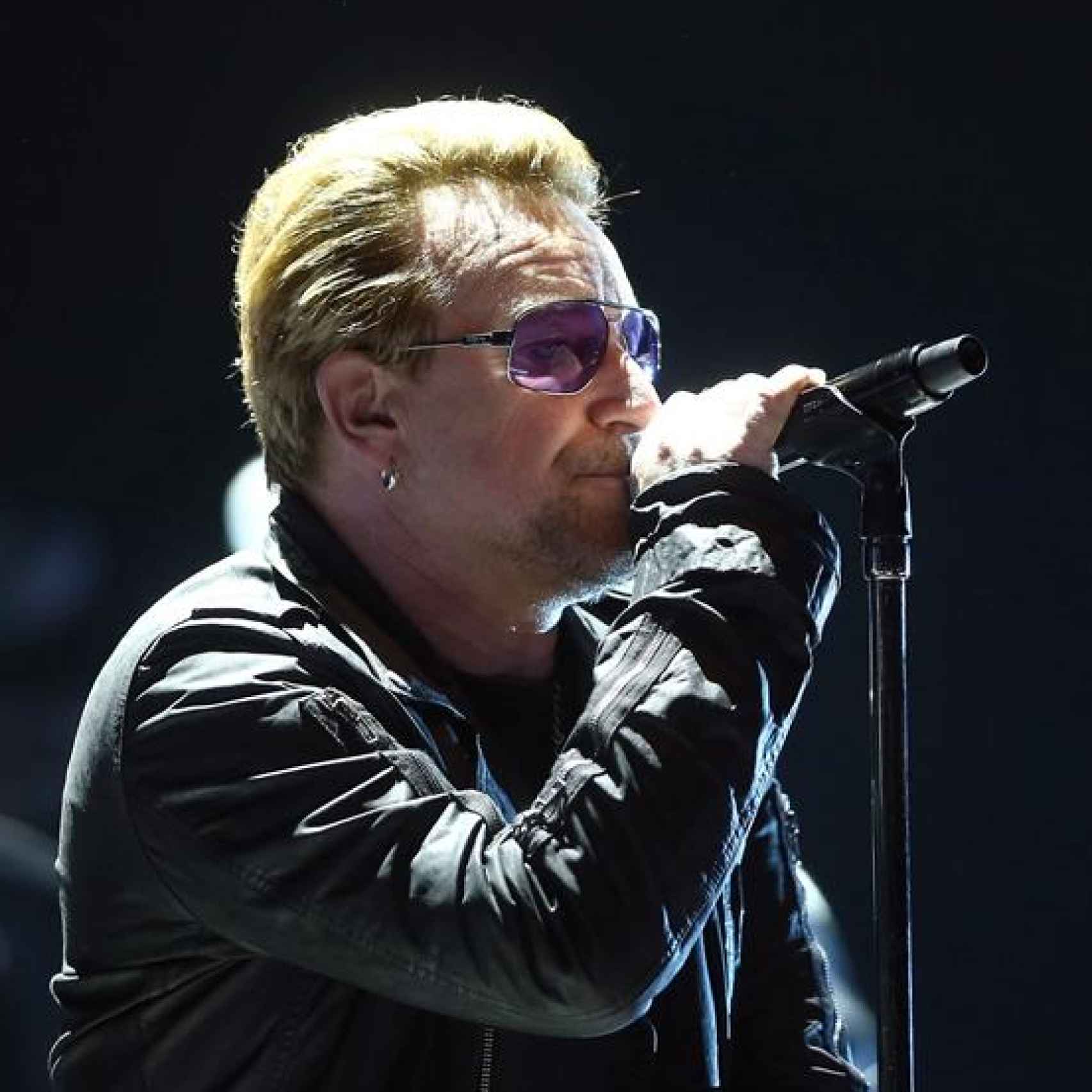 Bono, junto a otros 200 músicos, exigen una ley de propiedad intelectual más rigurosa.
