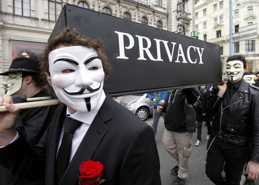 euro_internet_privacy_custom-8ee191296b311315d8f8271fcb0b6672f75ca820-s900-c85