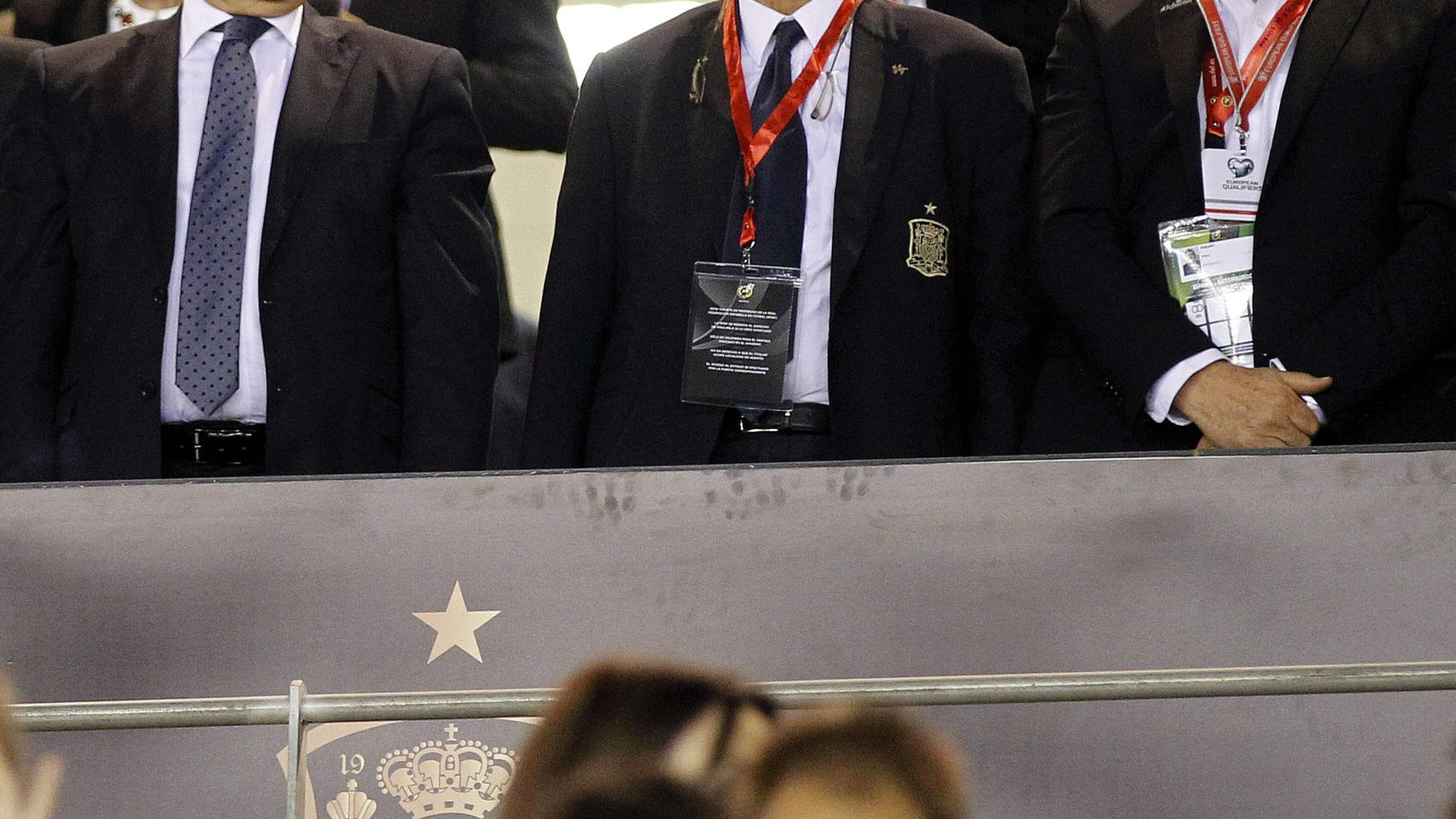 El presidente de la RFEF durante el último partido de selección española.