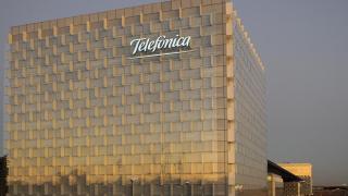 Exterior de la sede de Telefónica en Madrid