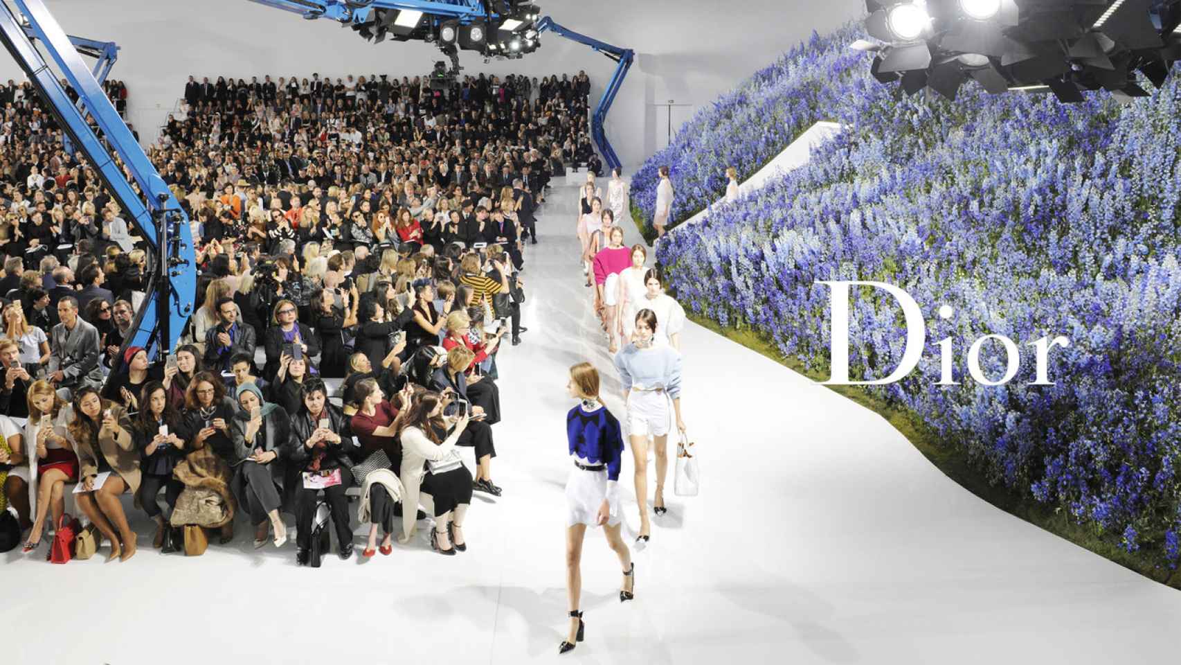 Desfile primavera-verano 2016 de Raf Simons para Dior