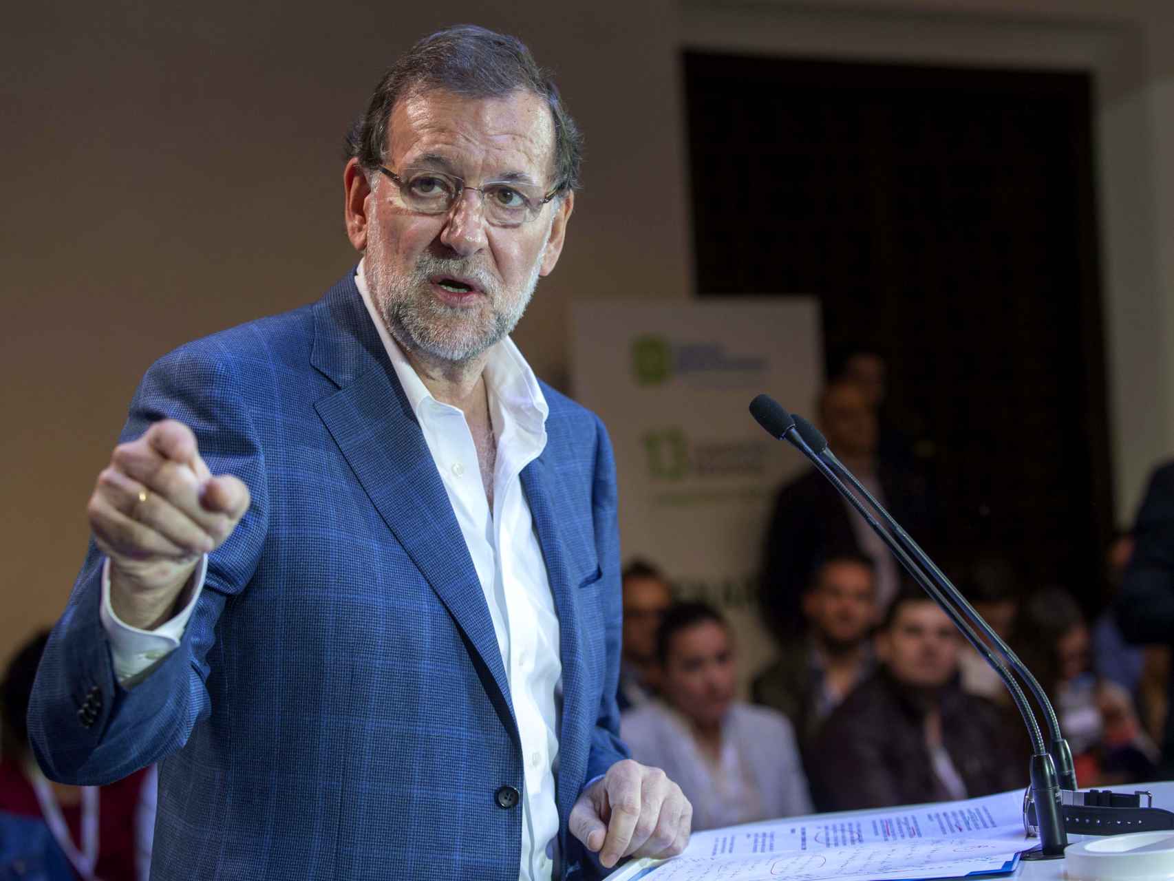 Rajoy ha convocado a Pedro Sánchez mañana en la Moncloa.
