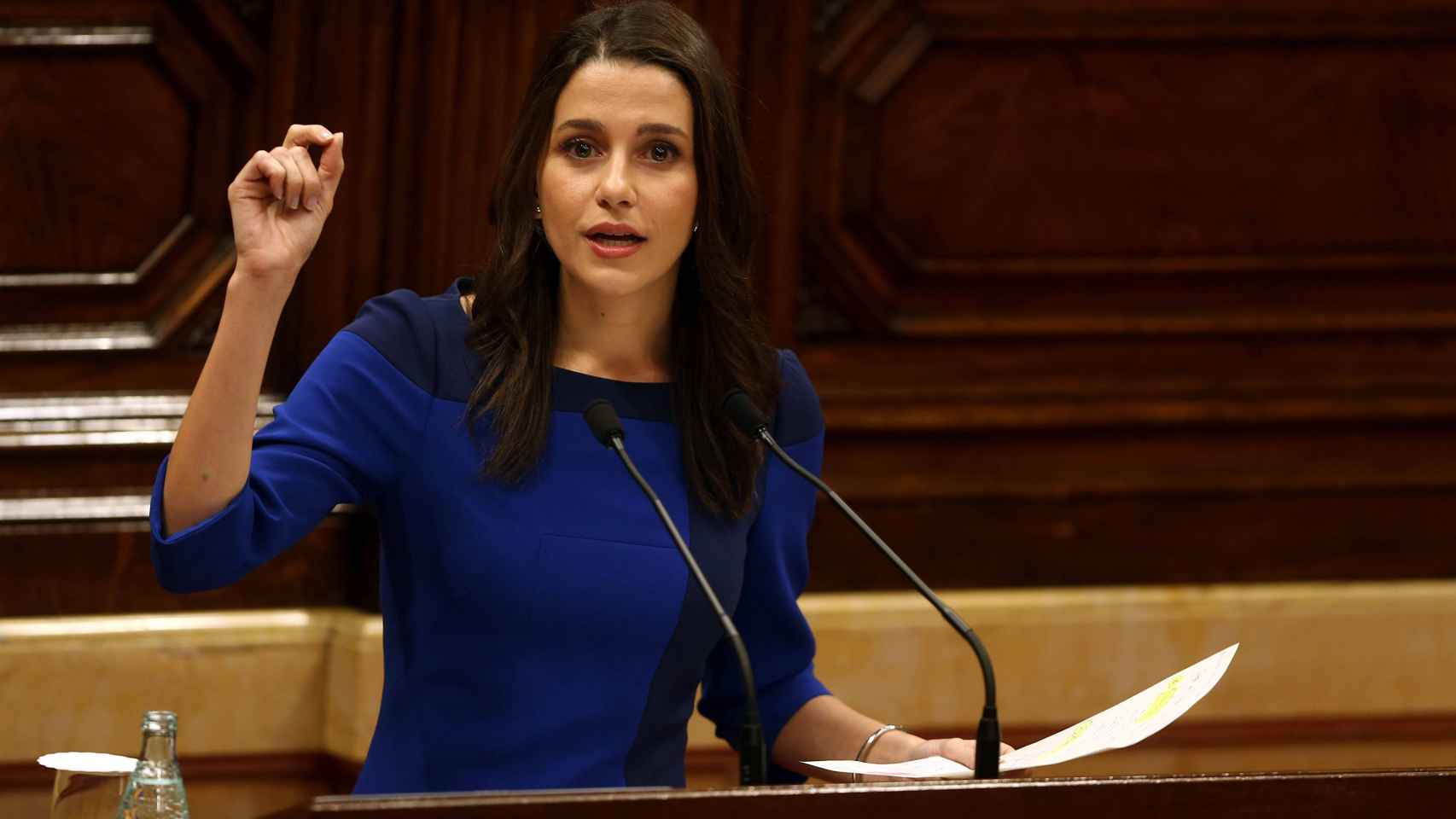 La líder de Cs en Cataluña, Inés Arrimadas, durante una intervención en el Parlament.
