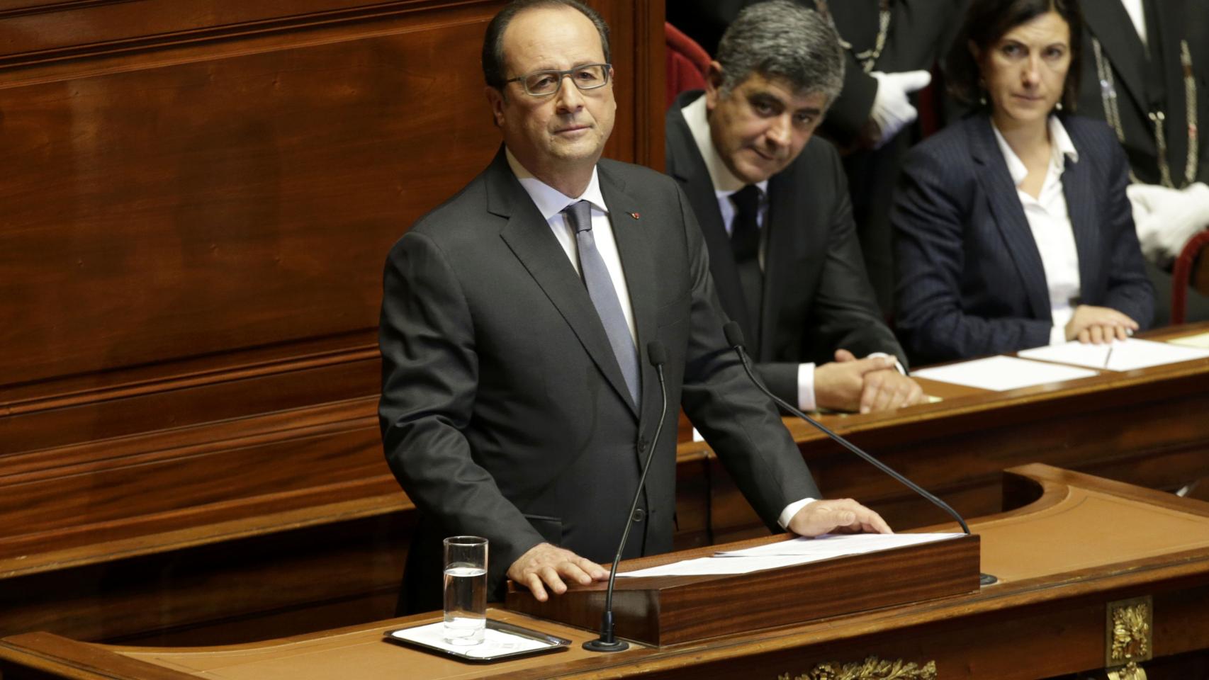 El presidente francés se compromete a erradicar el terrorismo.