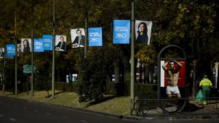 Soraya Sáenz de Santamaría en los carteles del PP