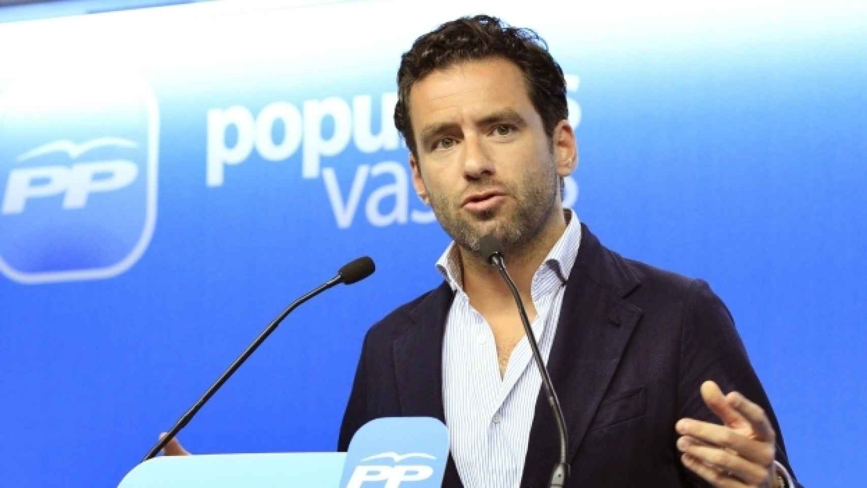 Borja Sémper es uno de los jóvenes políticos que apuestan por la barba