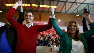 Pedro Sánchez y Susana Díaz en el acto del PSOE en Sevilla