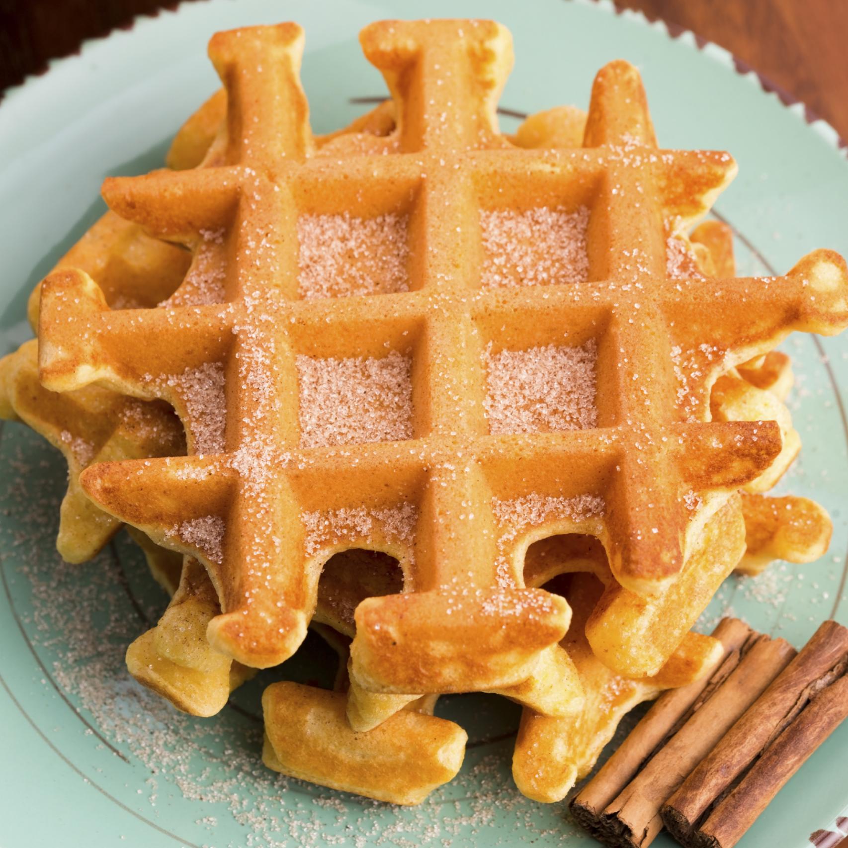 Gofres con azúcar y canela. iStock