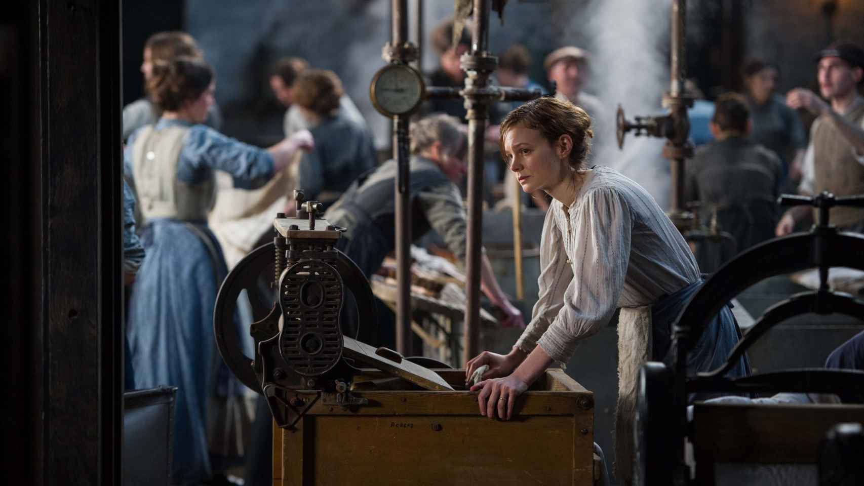 Carey Mulligan, como Maud, una trabajadora textil que se convierte en sufragista