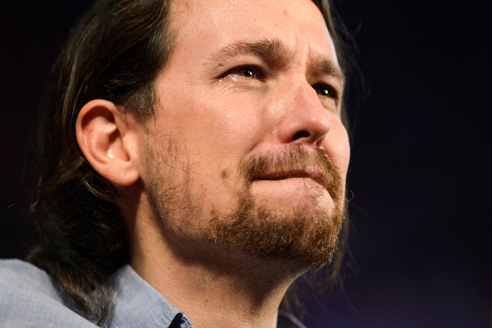 Pablo Iglesias llora durante el mitin celebrado en la Caja Mágica.