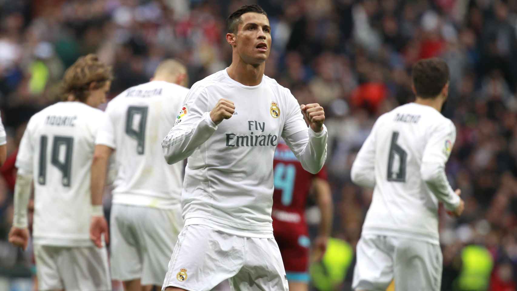 Cristiano Ronaldo celebra el primero de sus dos tantos ante la Real.