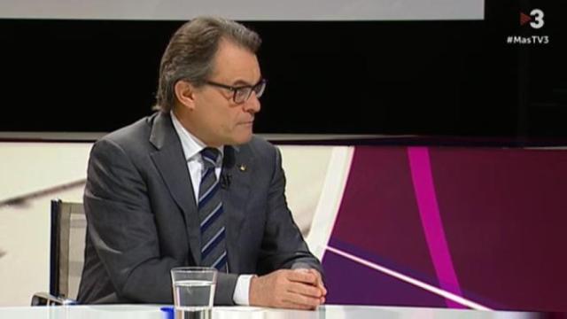 Artur Mas durante la entrevista en TV3